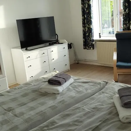 מלון Nordfriesisches Haus 3*